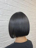 アリス(ARIS)&nbsp;ブルーブラック×切りっぱなしボブ