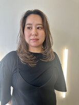 リノア 鵠沼海岸(LINOA)&nbsp;デザインカラー/レイヤーカット/ウェットヘア/オリーブベージュ