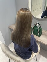 アウラ 近鉄八尾駅前店(Aura)&nbsp;カット×イルミナカラー×UPTOGLOSS髪質改善  近鉄八尾