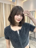 ウェイズトウキョウ 新宿店(Ways TOKYO) 前髪ありミディアムレイヤーカット顔まわり透明感カラーベージュ