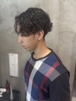 クロム(CHROM)&nbsp;センターパート×シャドウパーマ