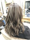 ハイライトベージュ