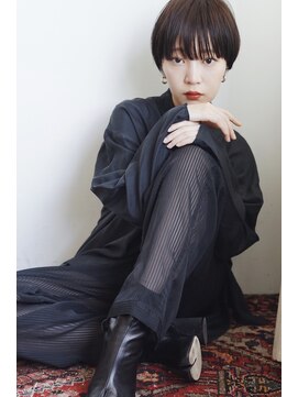 ベルエキップ(belle equipe) 耳かけワイドバングショート