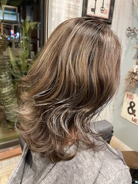 ビューティーワークスループライン(beautyworks LoopLine) ラフな質感が素敵なハイトーンミディアムスタイル★