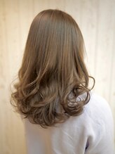 ビューティライブラリヘアラボサロン(BEAUTY LIBRARY Hair Lab Salon)