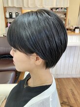 エレン(ELEN) コンパクトショート