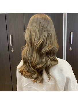 ティエル(Tiele) オリーブベージュ