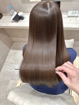 ジーナ 本八幡(Zina) 大人かわいい20代30代40代小顔ショコラベージュ　Zina本八幡