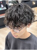ツイストスパイラルパーマメンズマッシュセンターパート横浜西口