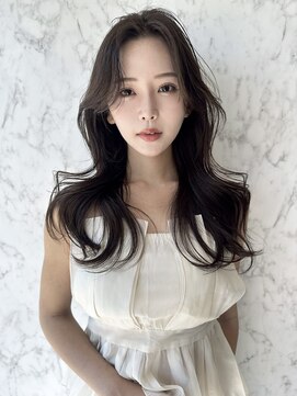 ウィクシー(wixy) 透明感女子