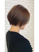 ビスイル 秋葉原店(Vis ill) シルキーベージュくびレイヤーエモージュデザインカラー透明感