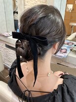 ヴィサージュプラス(VISAGE plus)&nbsp;【お呼ばれヘアセット】ふんわりシニヨンスタイル