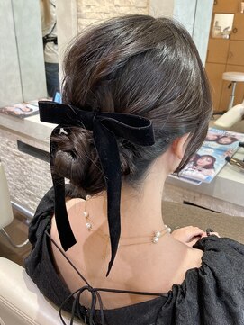 ヴィサージュプラス(VISAGE plus) 【お呼ばれヘアセット】ふんわりシニヨンスタイル