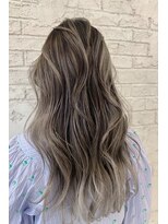 カルラ(Karra)&nbsp;≪karra蒲田≫バレイヤージュ×ハイトーン