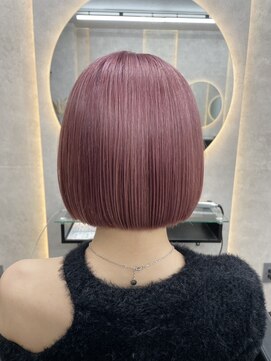 ルノン(LUNON) イメチェンヘアスタイルホワイトブロンド外ハネボブ美髪のススメ