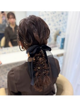 サクララ(Sakura la) ツイン編みおろし/アップヘア/ヘアセット/参列ヘア/ロング
