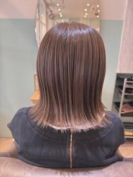 12-2アッシュベージュカラー