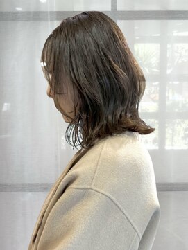 リュミエ ドゥ マッシュ(Lumier de mashu) オリーブベージュ/ミディアムレイヤー【大阪/梅田/茶屋町/中崎町