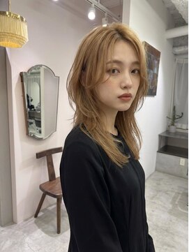 フィグバイアルテフィーチェ(fig by artefice) アンブレラカラーミディアムヘアショートカットセミロング50代