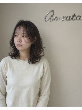 アンラタ(anrata) 透明感オリーブ×レイヤーカット