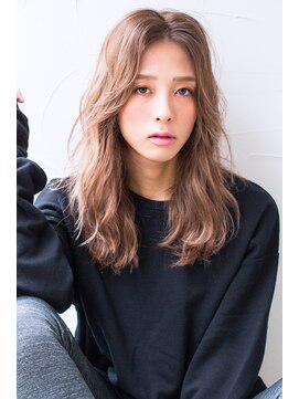 アッシュ 祐天寺店(Ash) 外国人風センター分け×ハイトーン×ハイライト