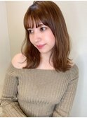 【山田】大きめくびれレイヤー外ハネウルフツヤ感ラベージュ