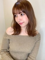 【山田】大きめくびれレイヤー外ハネウルフツヤ感ラベージュ