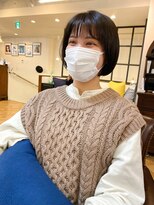 インビテーション(invitation)&nbsp;柔らかフォルムの切りっぱなしボブ