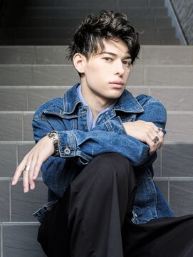 エムスラッシュ たまプラーザ(M.SLASH) 波巻き/ツイスパ/アップバング/外国人風/黒髪/たまプラーザ