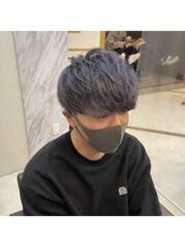 レム 長野青木島店(REM) パープルシルバー／重めメッシュ／前下がりマッシュ