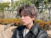 ファッションが楽しくなるヘアスタイルにします。