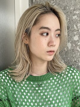 サンク 原宿 表参道(cinq) インナーカラーベージュ前髪インナーカラーイヤリングカラー原宿