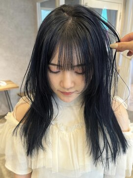 ミーナ バイ アーバン(Meena by urban.) ネイビーカラー × 地毛風カラー