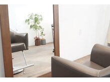 キッチ(Kicchi)の雰囲気（ソファチェアで快適なサロン時間を。）