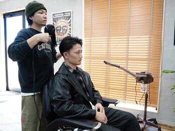 バーバーエイオーエイト(Barber 808)の写真/【メンズ専門理容室】落ち着いた空間でマンツーマン施術◎こだわりたい男性の要望に応える技術力の高さ！