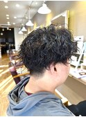 ツイストスパイラルパーマツーブロックマッシュメッシュフェード