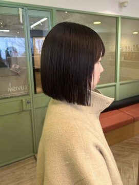 ラヴィズム(LUVISM) 顔周りレイヤー/ダブルカラー/髪質改善/ケアブリーチ万代新潟駅