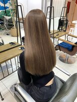バランス 新宿(balance)&nbsp;☆上質な可愛いさ☆小顔ロング×シフォンベージュ×艶カラー