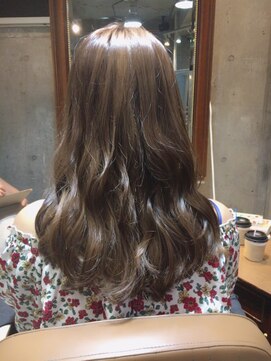 サロンドミルク 原宿(salon de MiLK) アッシュベージュ