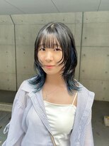 ブルーのインナーカラー　ウルフ