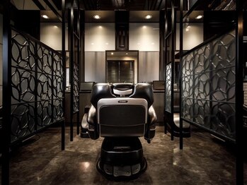 HIRO THE BARBER【ヒロザバーバー】