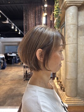リクラウドヘアアパートメント(re:cloud hair apartment) 丸みショートボブ ハイライト