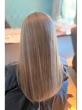 アンビ(ambi) ブリーチカラー/ハイトーンカラー/透明感カラーホワイトアッシュ