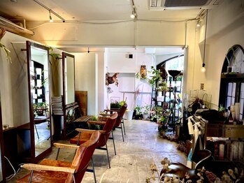 ヘケム(hekm)の写真/【三宮北野坂にある隠れ家サロン】オシャレな内観とマンツーマン施術でなりたい理想を叶える。