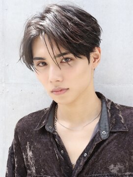 エイド 渋谷(aid) 韓国風センターパートカルマヘア