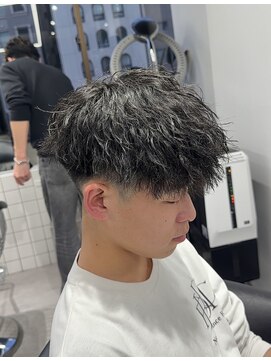 ステラ(STELLA) メンズパーマ/メンズカット/眉毛サロン/ツイストスパイラル