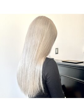 ロジャー(ROGER) ホワイト