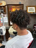 アールズ ヘア(R's hair)&nbsp;MEN’S HAIR/サーフカール/刈り上げセンターパート/印西