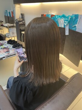 フォルテ 草薙店 透明感抜群のピンクベージュカラー