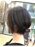 前下がりショートボブ